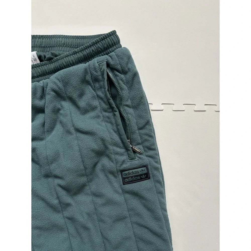 adidas features shell
